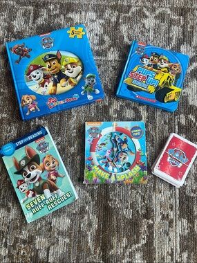 PAW Patrol Toy and Book Set of 5